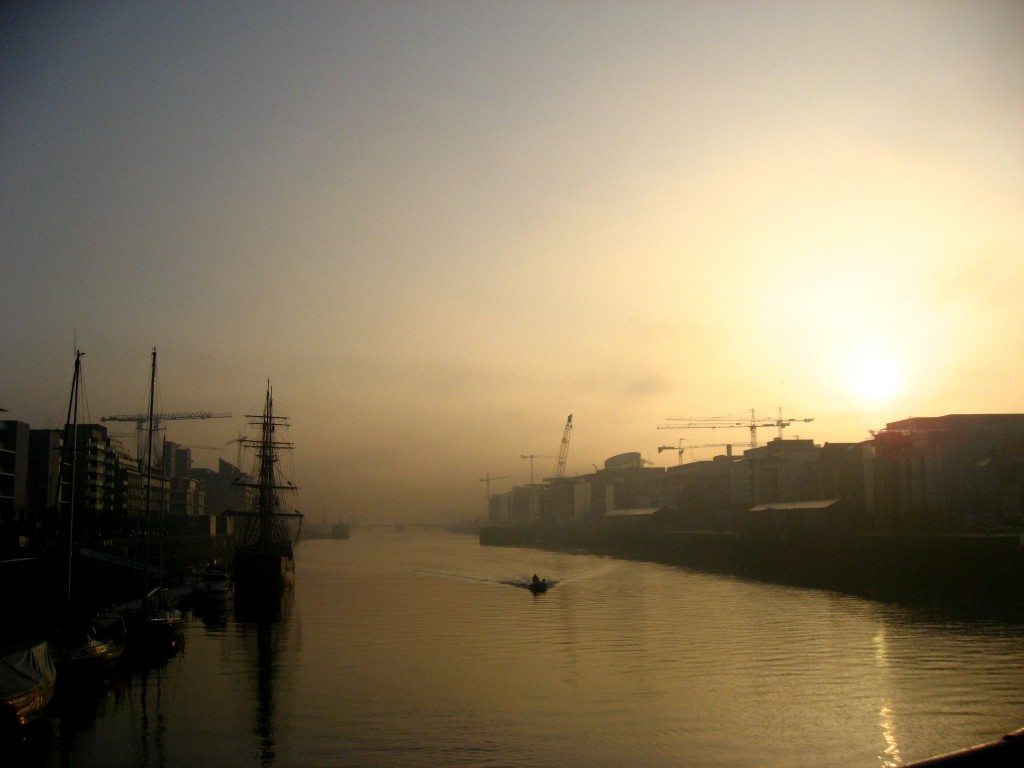 Liffey foggy boat