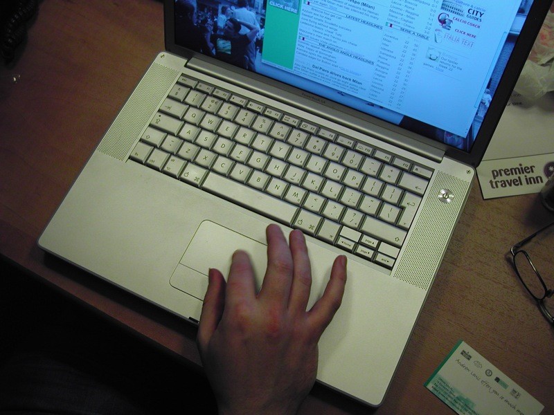 Laptop